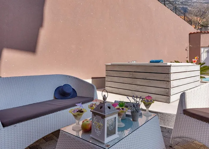 Andela 2 Apartment Makarska