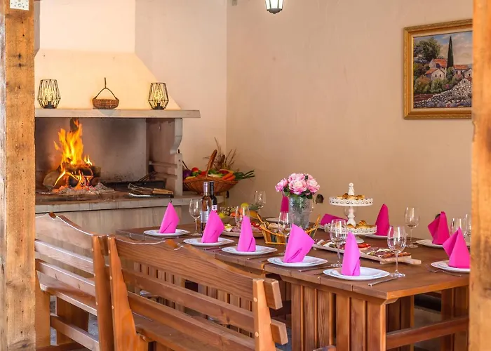 Andela 2 Apartment Makarska